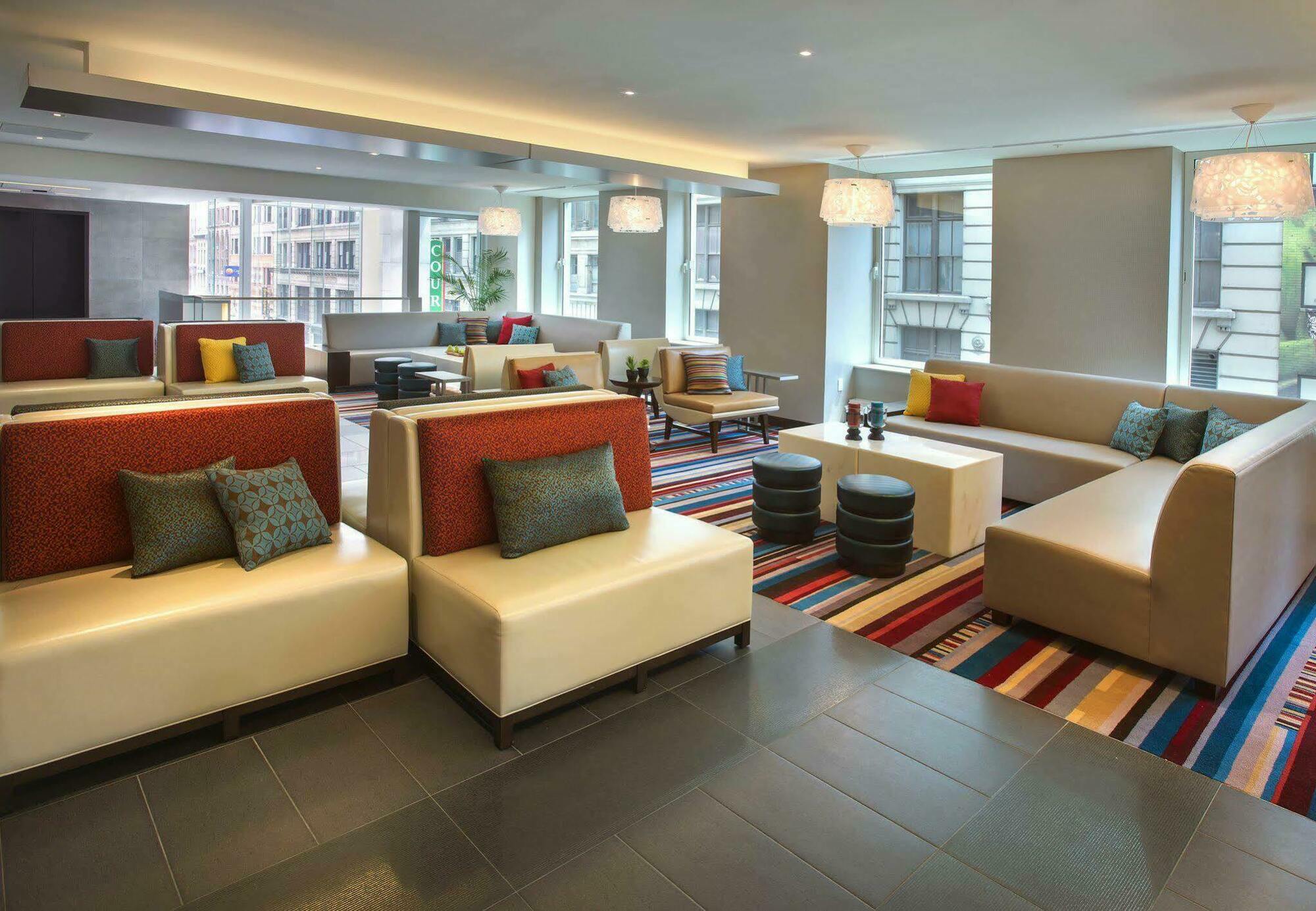 Courtyard By Marriott New York Manhattan/Herald Square 외부 사진